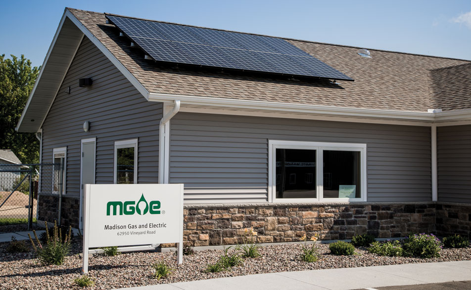Prairie du Chien MGE office has 20 solar panels on the roof